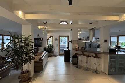 Wohnung Bergneustadt - 5 Zimmer, 149 m&sup2;, 380.000&euro; | Angebot:26561029