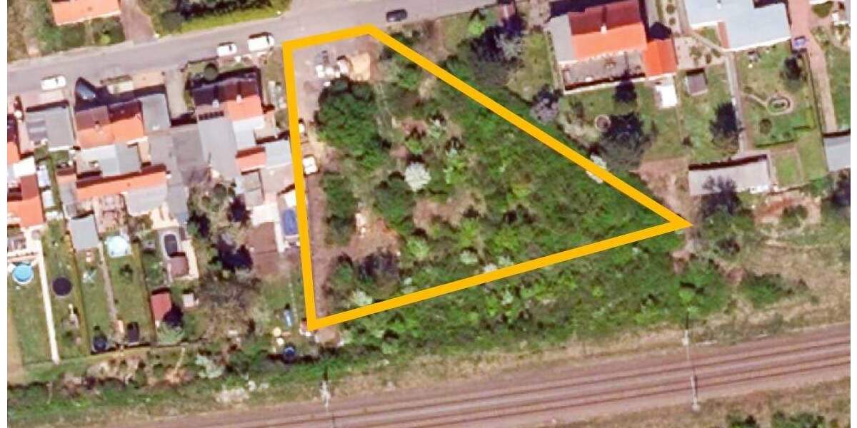 AUKTION: unbebautes Grundstück (Baulücke) zimmer