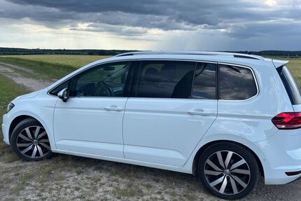 VW Touran 143.000 km 15.500 &euro; Alt Meteln 19069