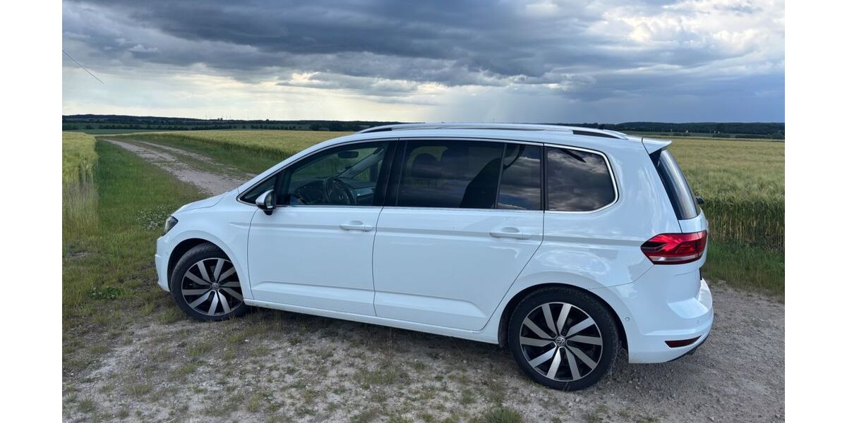 VW Touran 143.000 km 15.900 &euro; Alt Meteln 19069