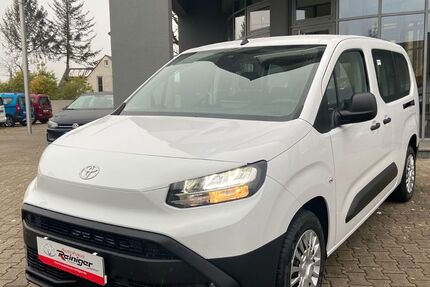 Toyota Proace City 5 km 27.250 &euro; Königsbrunn / Augsburg 86343