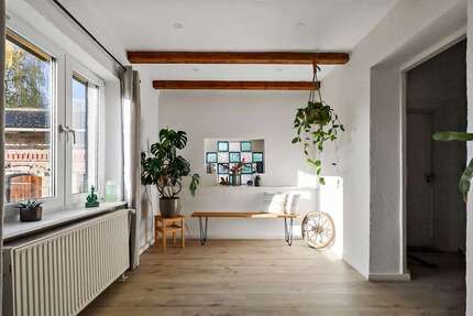 Haus Schönefeld - 7 Zimmer, 180 m&sup2;, 525.000&euro; | Angebot:23810132