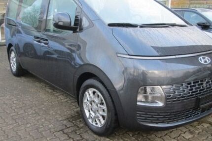 Hyundai STARIA 27.609 km 44.900 € Hamburg 22525
