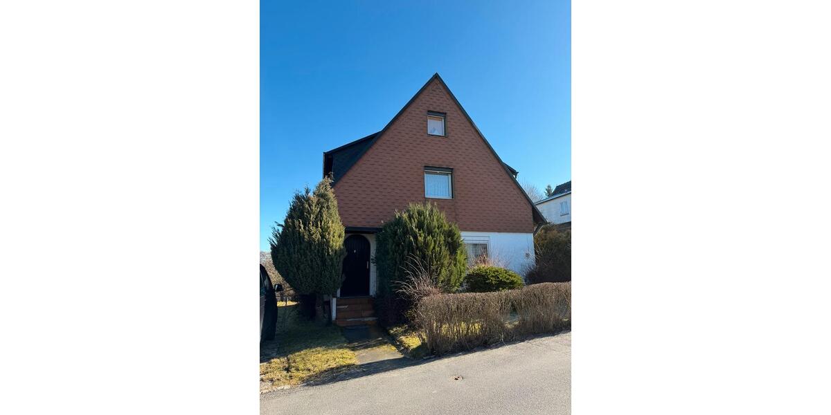 Einfamilienhaus Marktredwitz - 8 Zimmer, 132 m&sup2;, 114.900&euro; | Angebot:25324190