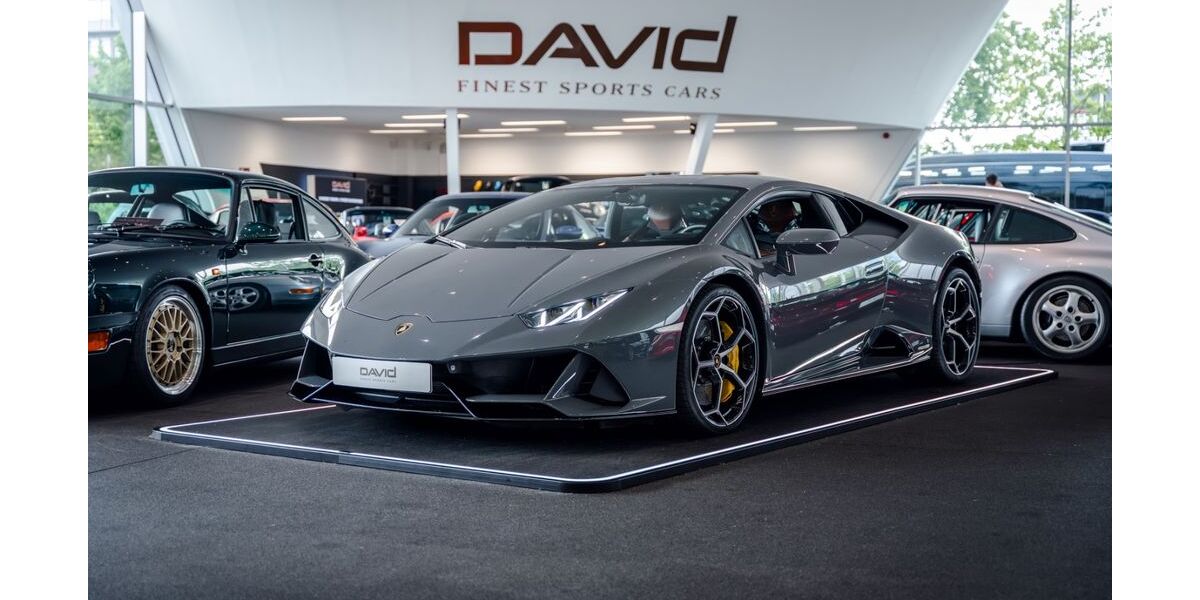 Lamborghini Huracán 19.635 km 294.900 &euro; Hamburg 22047