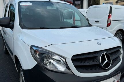 Mercedes-Benz Citan 120.000 km 9.699 &euro; Gummersbach (Zwischen Toom Markt und ATU) 51645