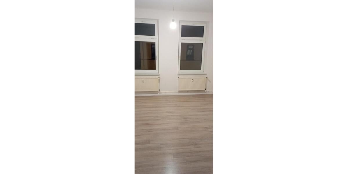 Dachgeschoßwohnung Güstrow - 3 Zimmer, 76 m&sup2;, 417&euro; | Angebot:24441507