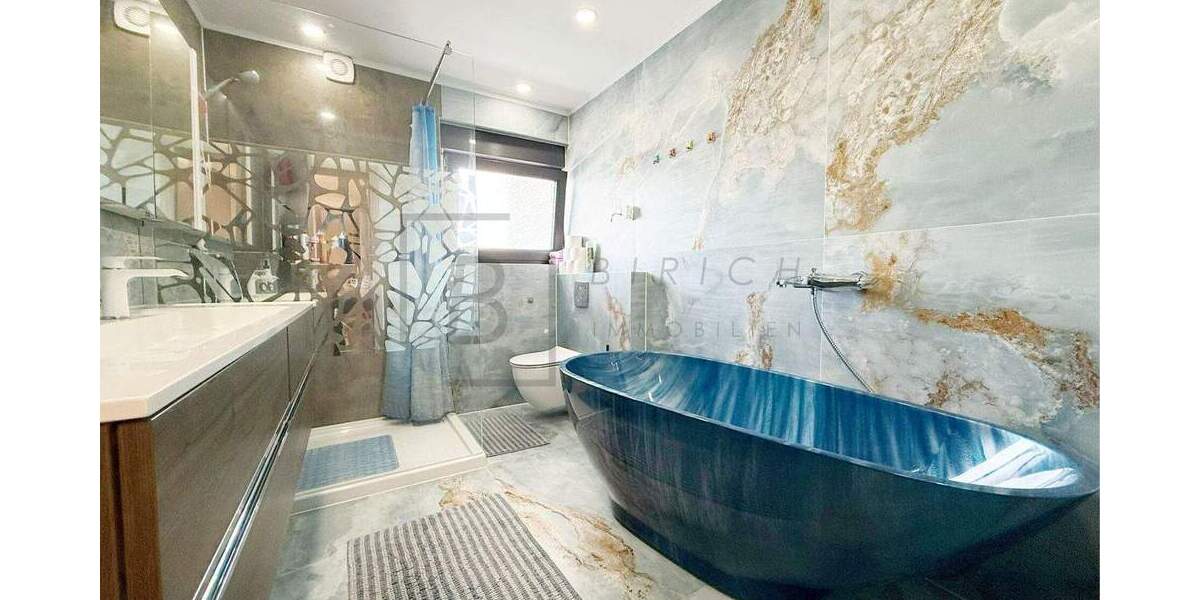 Mehrfamilienhaus, Wohnhaus Bobingen - 6 Zimmer, 193 m&sup2;, 1.260.000&euro; | Angebot:24040562