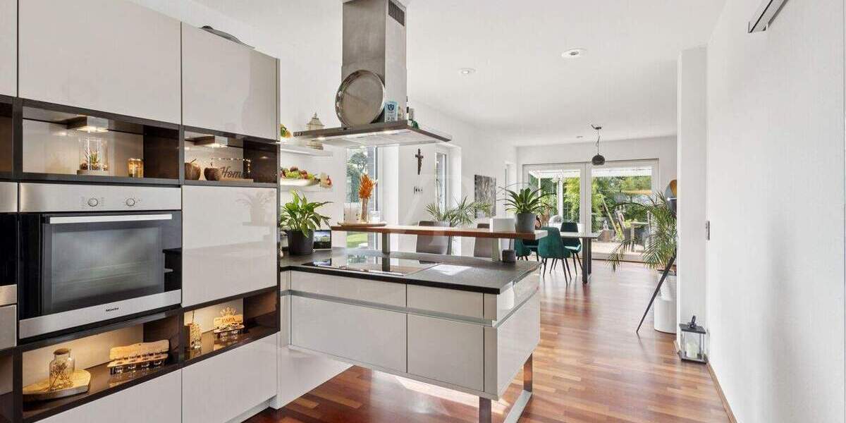 Repräsentatives, lichtverwöhntes Einfamilienhaus in Feldrandlage! 5 zimmer