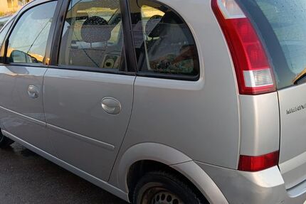 Opel Meriva 157.000 km 2.800 &euro; Bad Dürrheim 78073