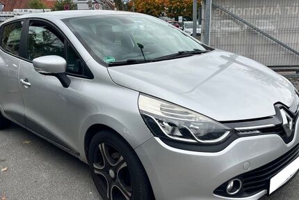 Renault Clio 269.000 km 3.999 € Detmold 32758