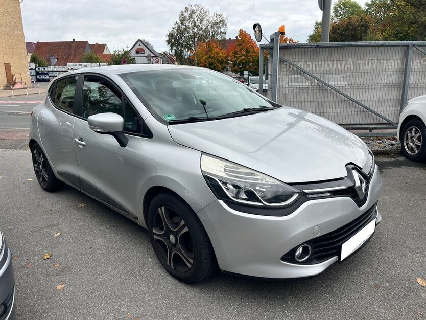 Renault Clio 269.000 km 3.999 € Detmold 32758