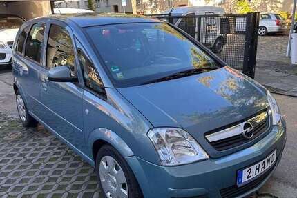 Opel Meriva 114.000 km 2.680 € Berlin 13403