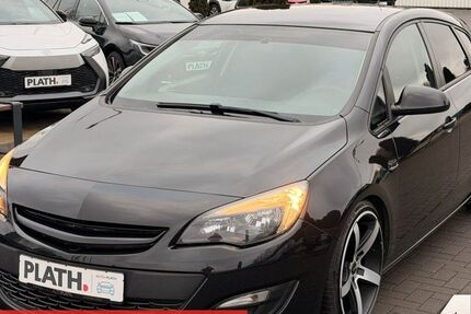 Opel Astra 73.240 km 8.890 € Rostock-Warnemünde 18119