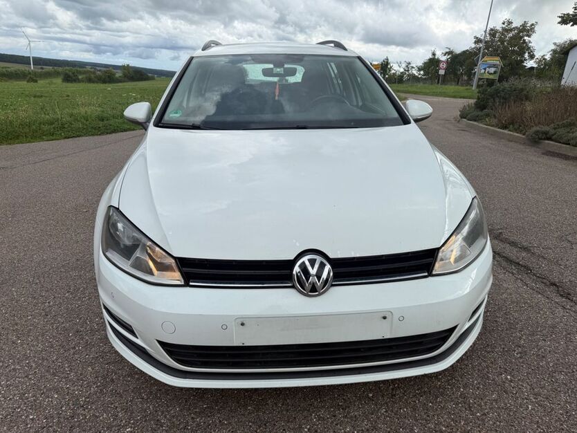 VW Golf 251.500 km 7.000 € Essingen 73457