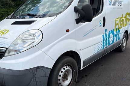 Opel Vivaro 300.000 km 2.500 &euro; neu-ulm 89231