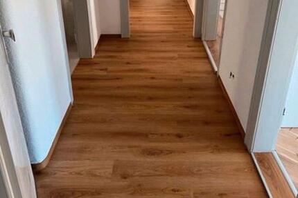 Wohnung Waltershausen - 5 Zimmer, 113 m&sup2;, 950&euro; | Angebot:26687837