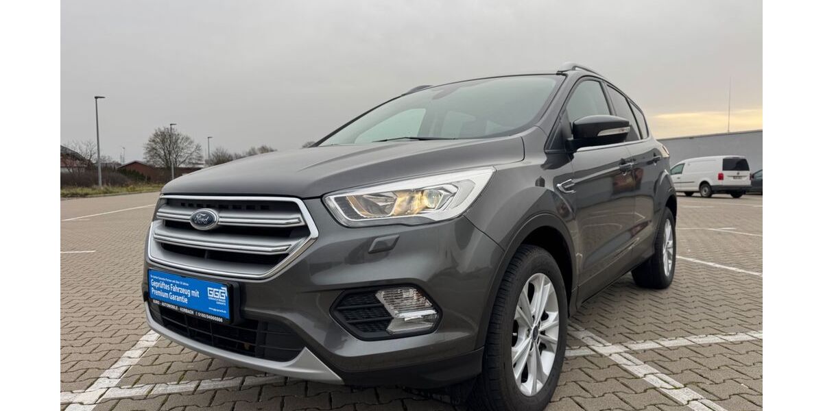 Ford Kuga 99.683 km 11.999 &euro; korbach 34497