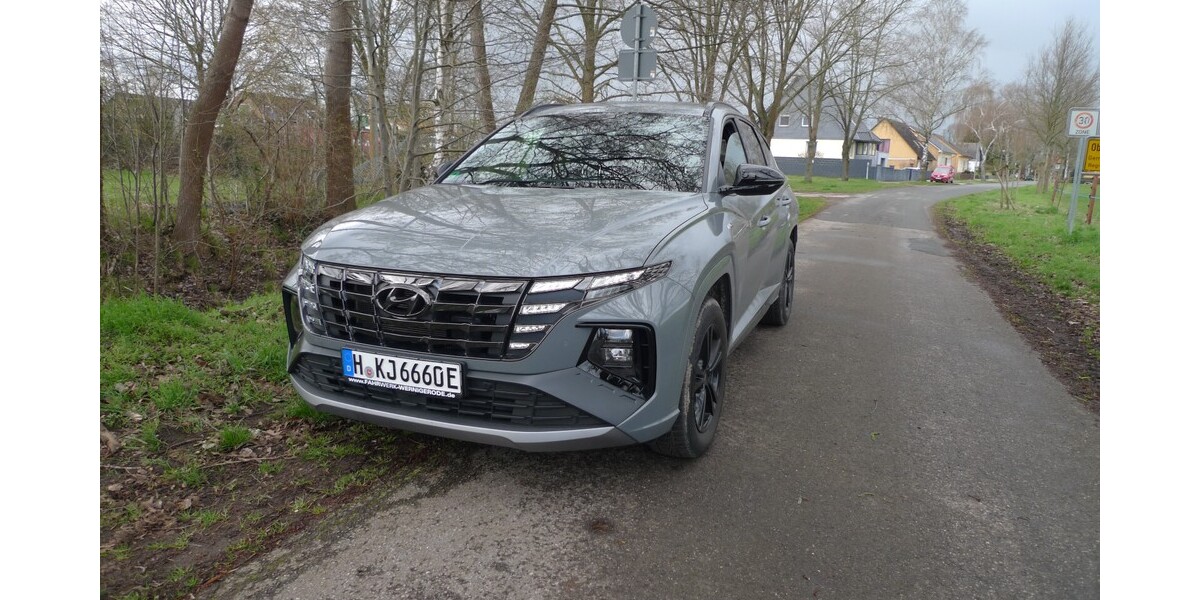 Hyundai Tucson 17.000 km 37.500 € Uetze 31311