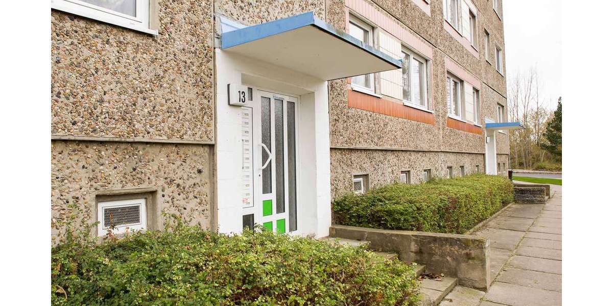 Etagenwohnung Neubrandenburg Datzeberg - 2 Zimmer, 46 m&sup2;, 210&euro; | Angebot:26440337