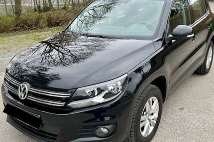 VW Tiguan 153.921 km 8.490 &euro; Öhringen 74613