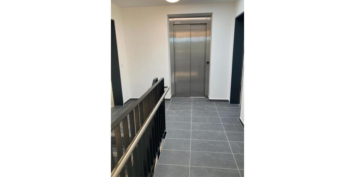 Etagenwohnung Roth - 3 Zimmer, 85 m&sup2;, 1.170&euro; | Angebot:26346491
