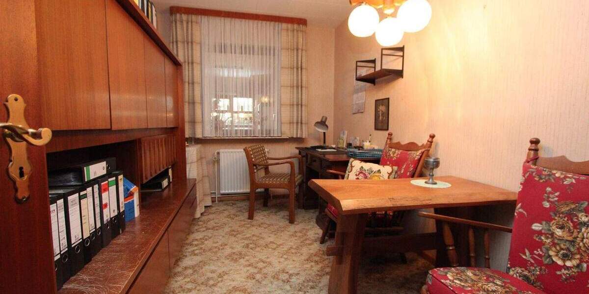 Einfamilienhaus Klixbüll - 7 Zimmer, 259 m&sup2;, 375.000&euro; | Angebot:25706533