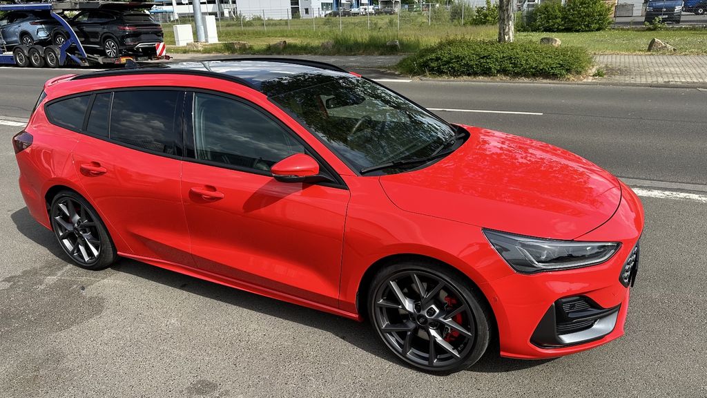Ford Focus 11.000 km 33.900 &euro; Temmels 54441