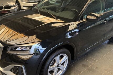 Audi Q2 27.899 km 23.999 &euro; Versmold 33775