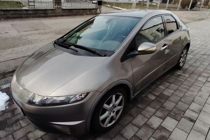 Honda Civic 264.000 km 1.999 &euro; Geisenfeld 85290