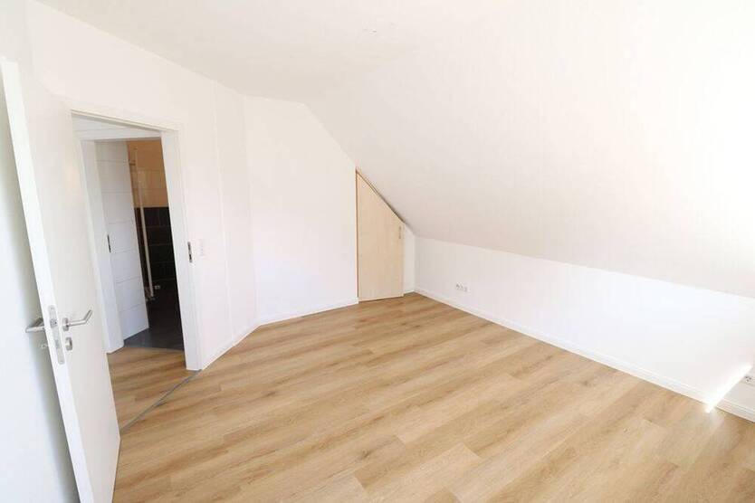 Exklusive, großzügige PenthouseWohnung mit Garage und Platz für eine Familie (Toplage Fußgängerzone)