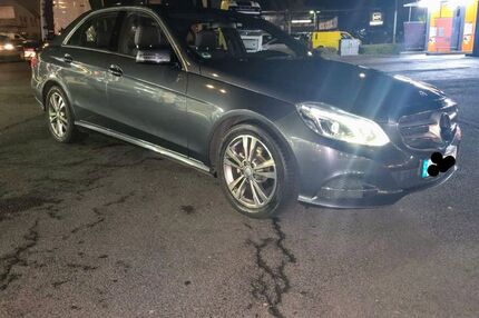 Mercedes E 200