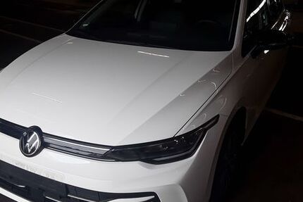 VW Golf 15.300 km 26.540 € Wackersdorf 92442