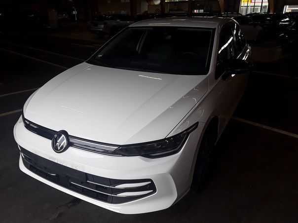 VW Golf 15.300 km 26.540 € Wackersdorf 92442