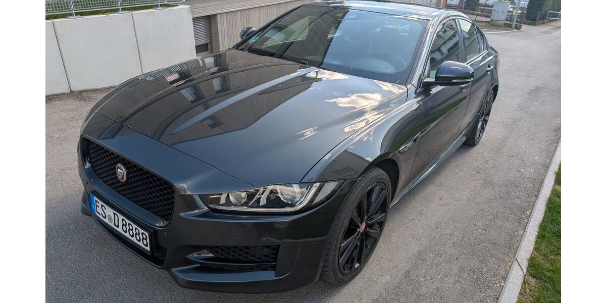Jaguar XE 97.850 km 15.500 &euro; Wernau 73249