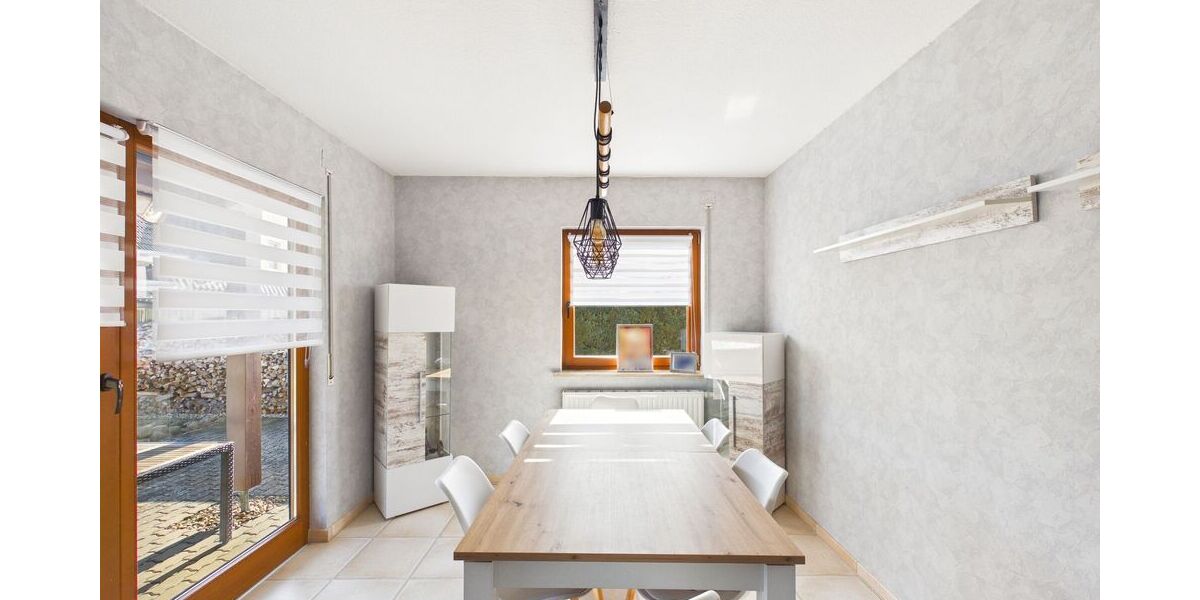 Mehr Raum als erwartet: Einfamilienhaus mit praktischer Raumstruktur, Doppelgarage, Carport und Pool - Einfamilienhaus Grünheide (Mark) | Angebot:26020268