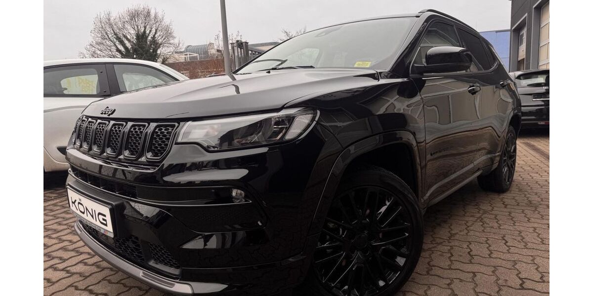 Jeep Compass 14.375 km 26.999 &euro; Berlin 13127