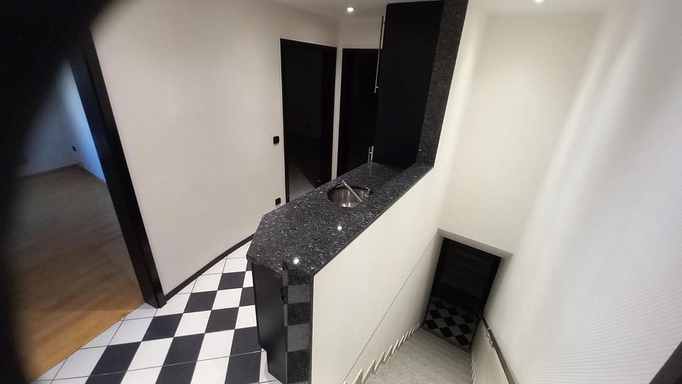 Erdgeschoßwohnung Velbert Velbert-Mitte - 4 Zimmer, 113 m&sup2;, 1.230&euro; | Angebot:24454393