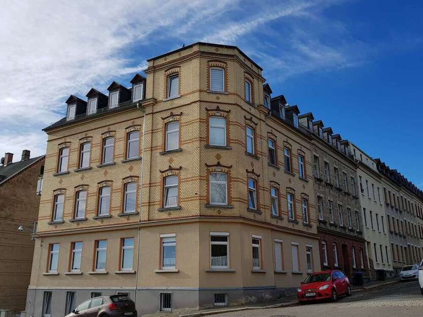 Haus zum Kaufen in Reichenbach 485.000 € 472 m²