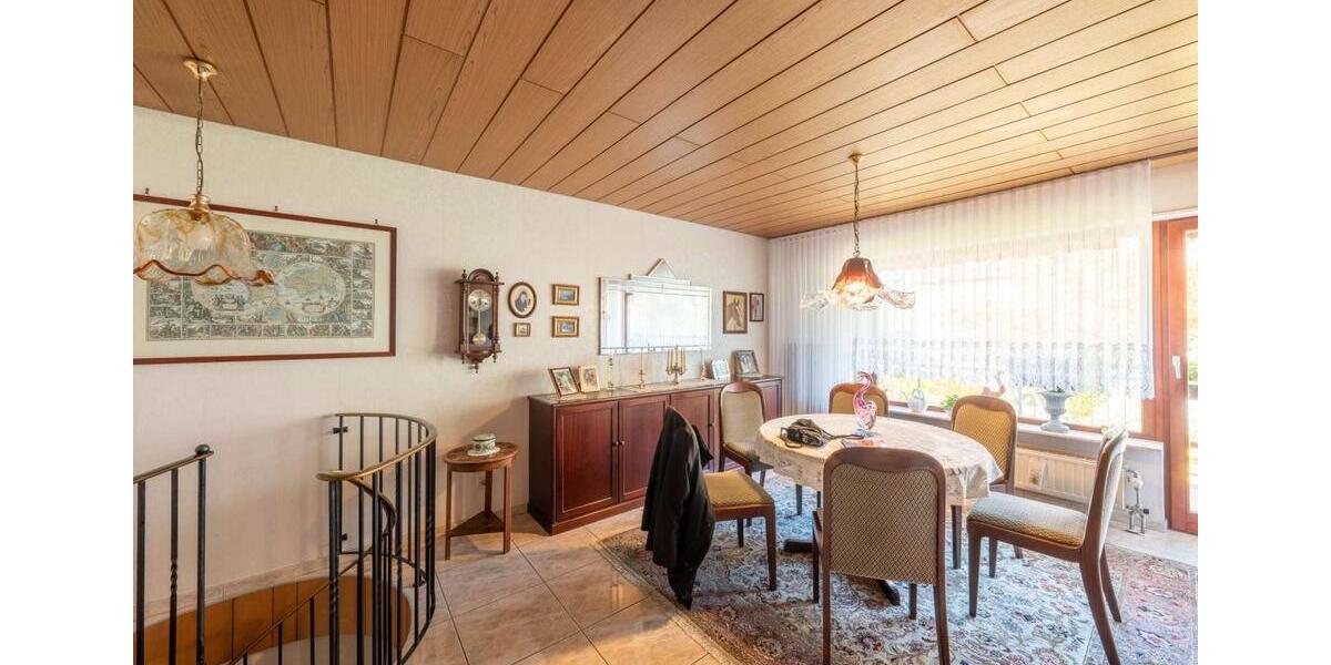 Mehrfamilienhaus, Wohnhaus Mannheim Rheinau - 8 Zimmer, 263 m&sup2;, 619.000&euro; | Angebot:26057572