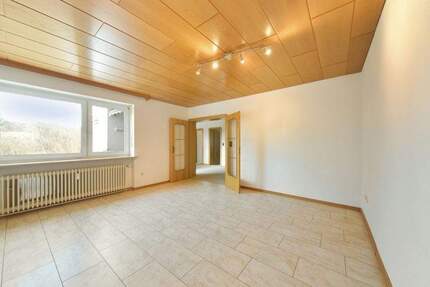 Wohnung Sulzbach-Rosenberg Rosenberg - 3 Zimmer, 79 m&sup2;, 150.000&euro; | Angebot:25562362