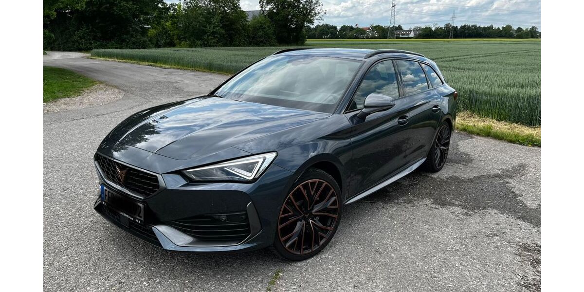 Cupra Leon 43.100 km 28.490 &euro; Germering 82110