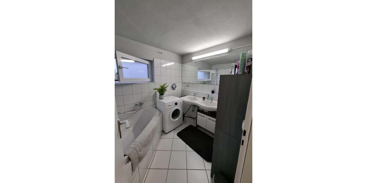 Etagenwohnung Ulm - 4 Zimmer, 134 m&sup2;, 1.500&euro; | Angebot:25414585