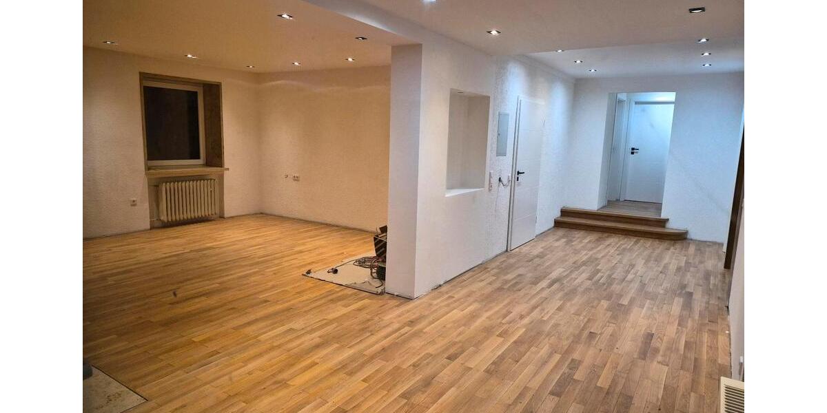 Erdgeschoßwohnung Würzburg Dürrbachau - 3 Zimmer, 98 m&sup2;, 1.350&euro; | Angebot:25362791