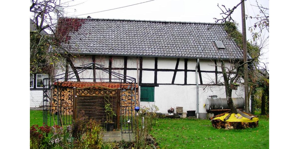 Bauernhaus, Landhaus Nettersheim - 7 Zimmer, 89 m&sup2;, 220.000&euro; | Angebot:27157925