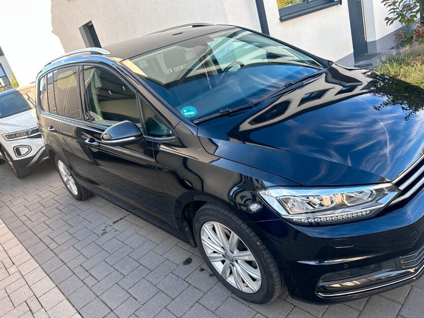 VW Touran 184.500 km 13.500 € Troisdorf 53844