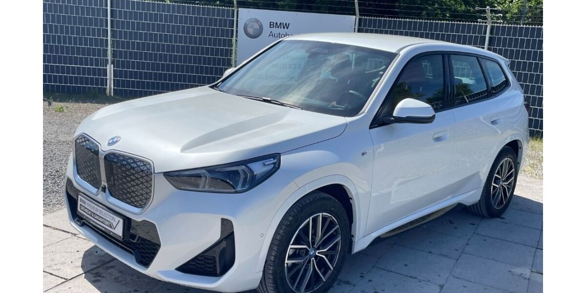 BMW iX1 17.713 km 48.900 &euro; Haltern am See 45721