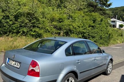 VW Passat 279.600 km 2.000 &euro; Mellrichstadt 97637