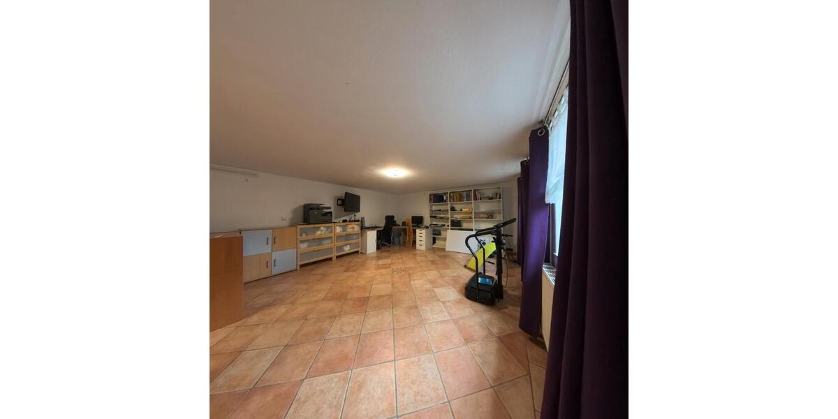 Einfamilienhaus Kremmen - 9 Zimmer, 353 m&sup2;, 699.000&euro; | Angebot:26768309
