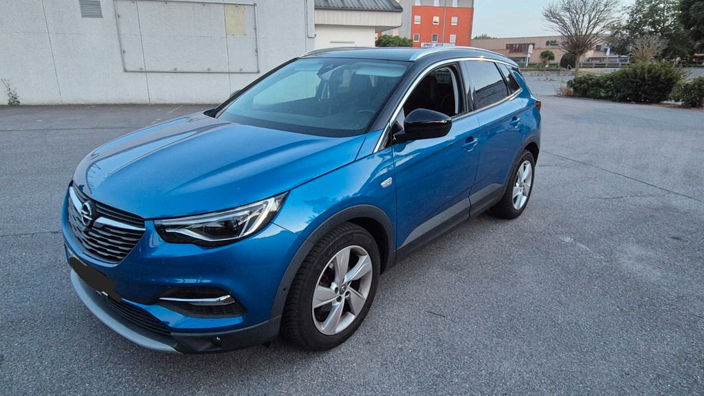 Opel Grandland (X) 72.000 km 11.900 &euro; Mainburg 84048